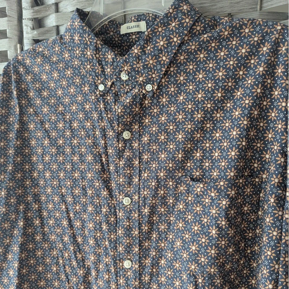 J. Crew Long Sleeve Button Down Shirt Blue Sunburst Print Secret Wash Mens XL‎